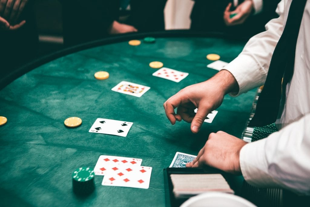 live dealer roulette blackjack 